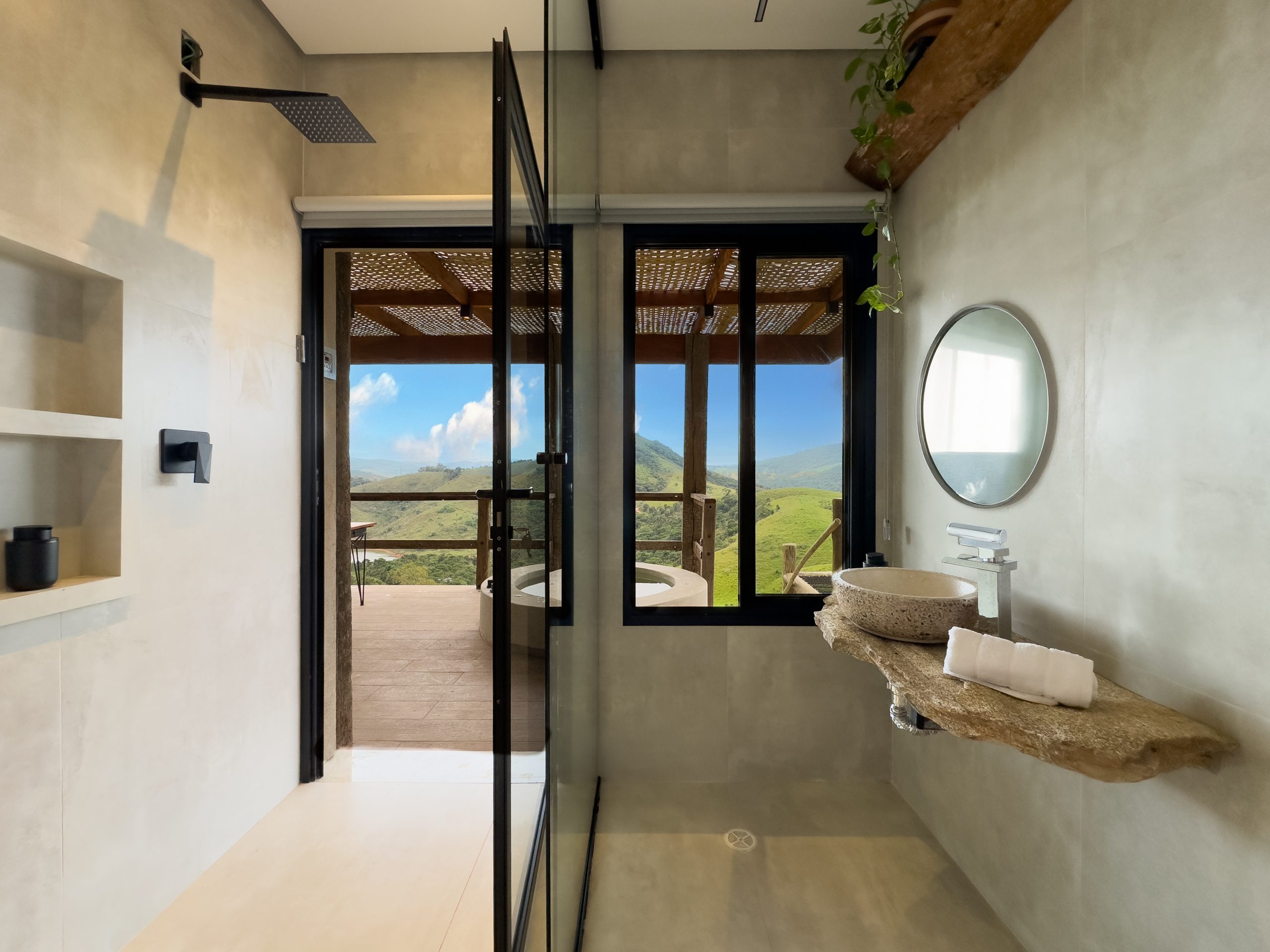 Banheiro com Sauna no Monte Ybityara