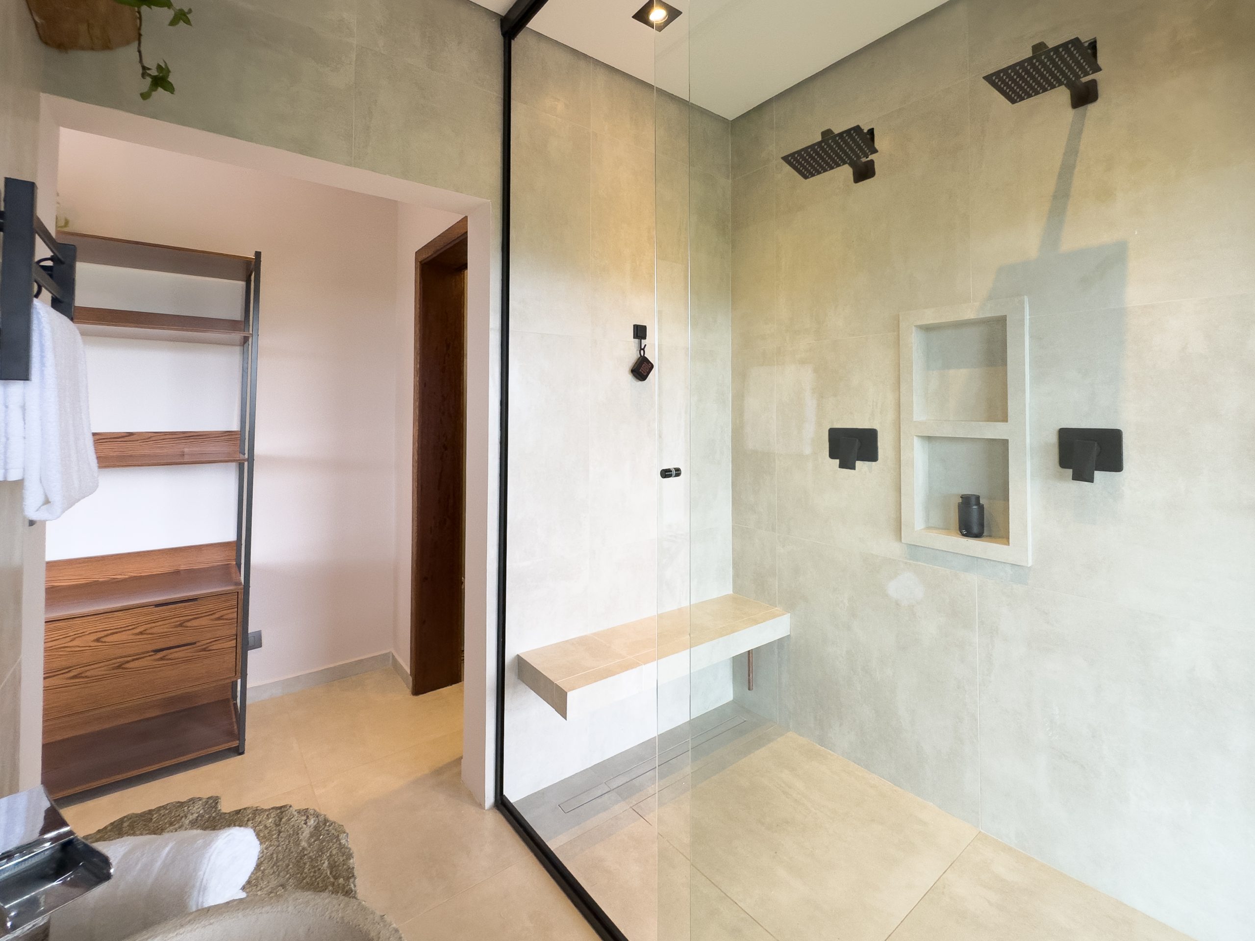 Banheiro com Sauna no Monte Ybityara