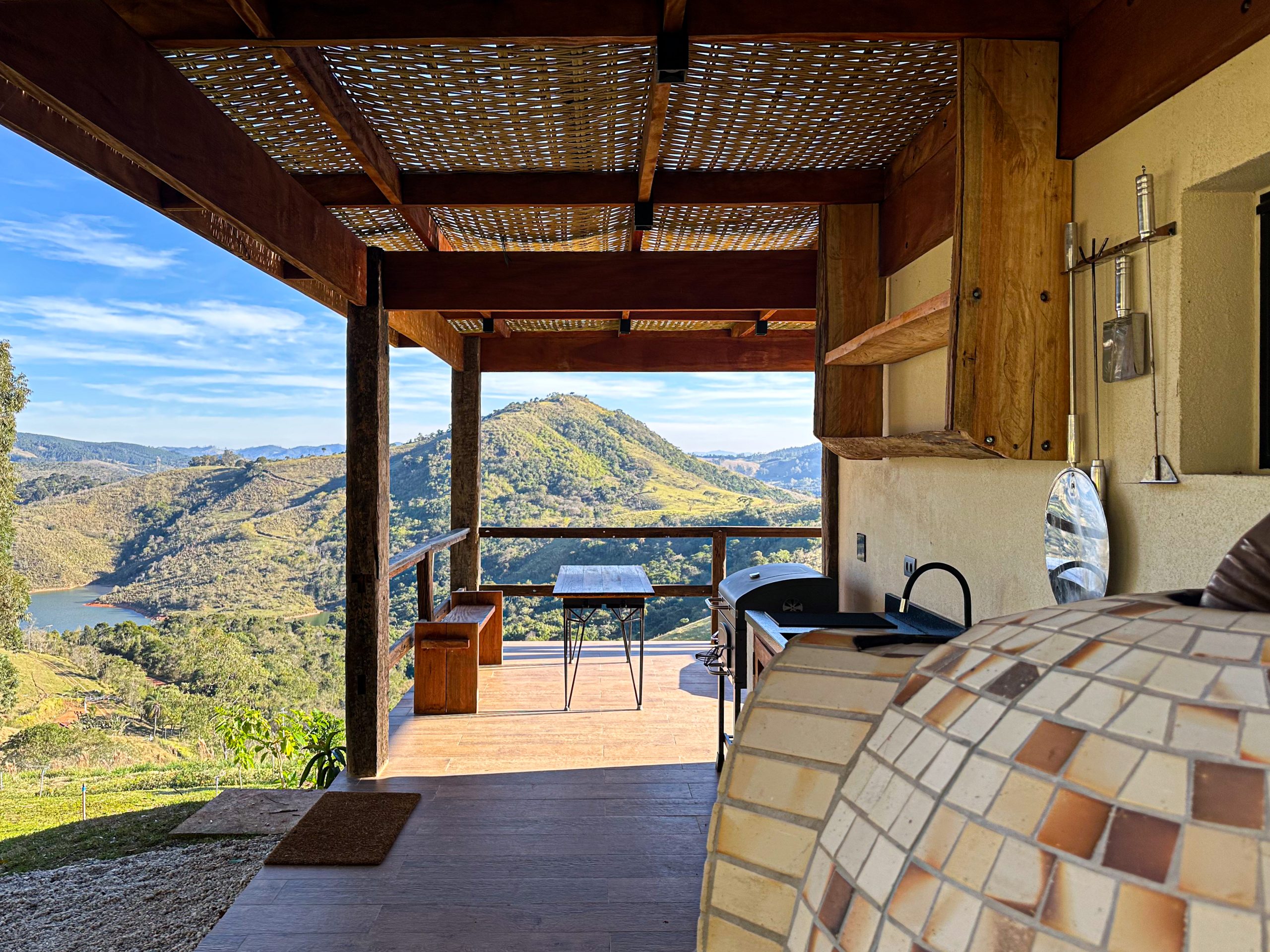 Cozinha externa da cabana do Monte Ybityara